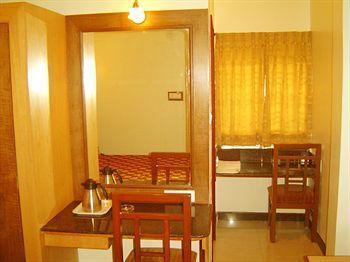 Venus Residency Hotel Bangalore Exterior foto